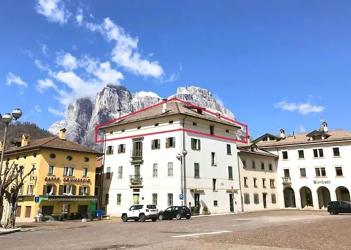 Dolomites Luxury Penthouse 아파트 아고르도