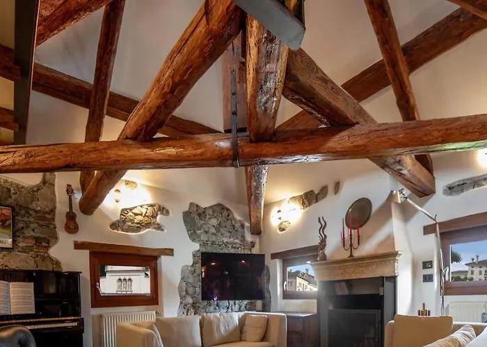 Dolomites Luxury Penthouse 아파트
