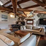 Dolomites Luxury Penthouse *